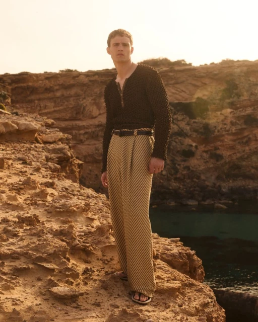 Julian Schneyder for ModMod Magazine
