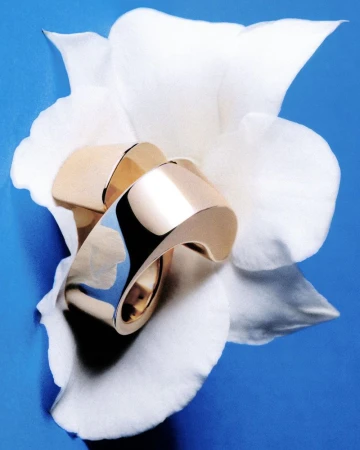 A flower is a flower is a flower