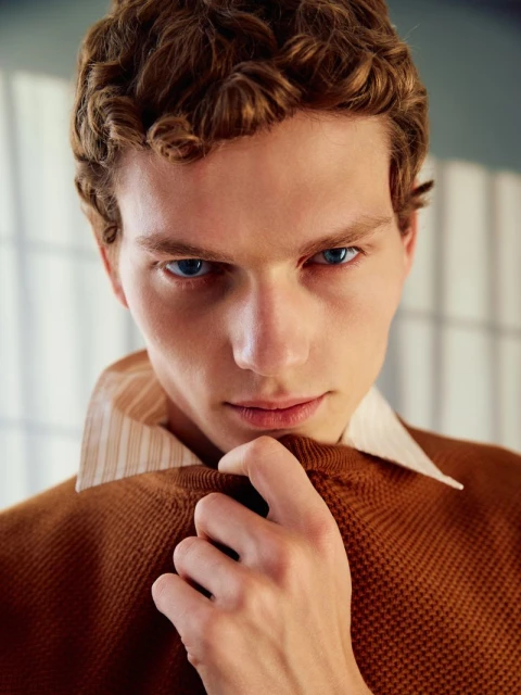 Esquire Portugal - Lighthearted Inte ...