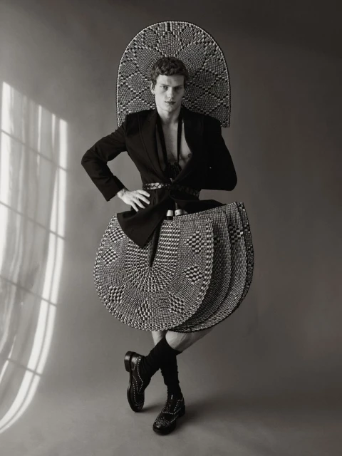 Esquire Portugal - Lighthearted Inte ...