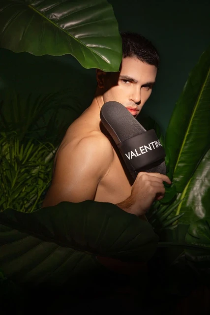 Valentino by Mario Valentino SS/26 C ...