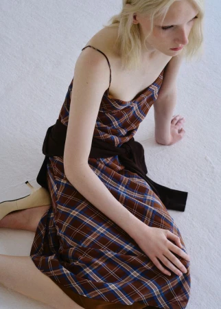 L`ART D´ÊTRE IMPOSÉ SS26