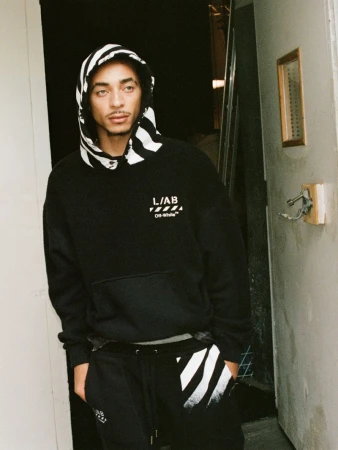 L/AB c/o Off-White