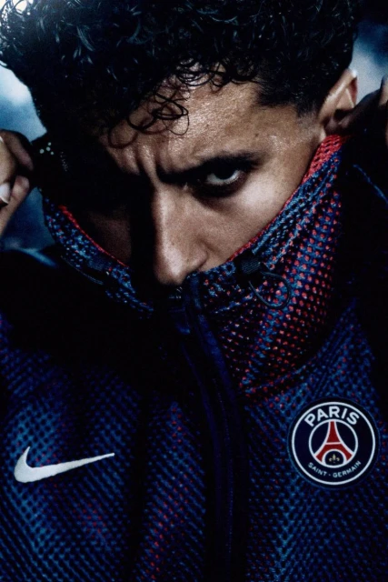 NIKE x PARIS SAINT-GERMAIN