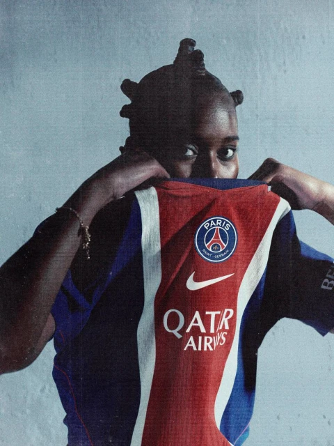 NIKE x PARIS SAINT-GERMAIN
