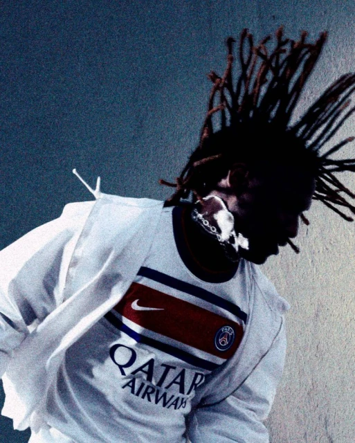NIKE x PARIS SAINT-GERMAIN