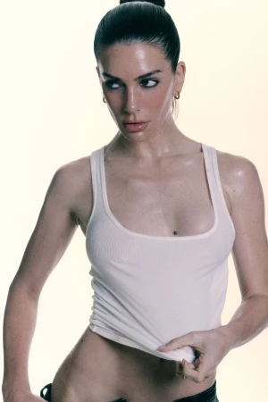 VALENTINA FERRER ON FASHION, FAMILY, ...