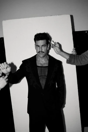 MARIO CASAS: EL CINE CORRE POR LAS VENAS