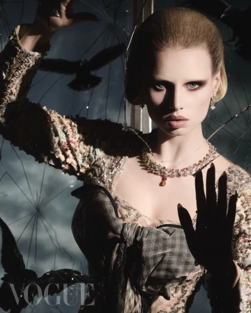 The Birds - special high jewelry Lou ...