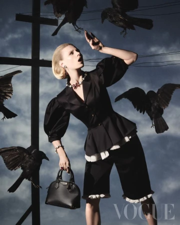 The Birds - special high jewelry Lou ...