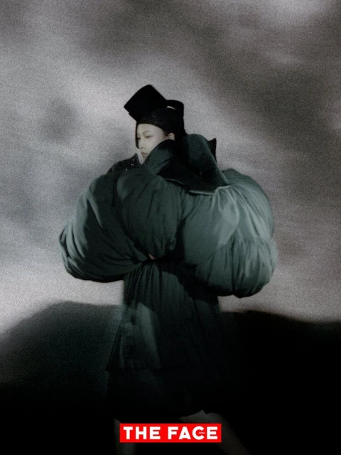 COMME des GARÇONS