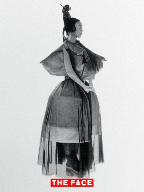 COMME des GARÇONS