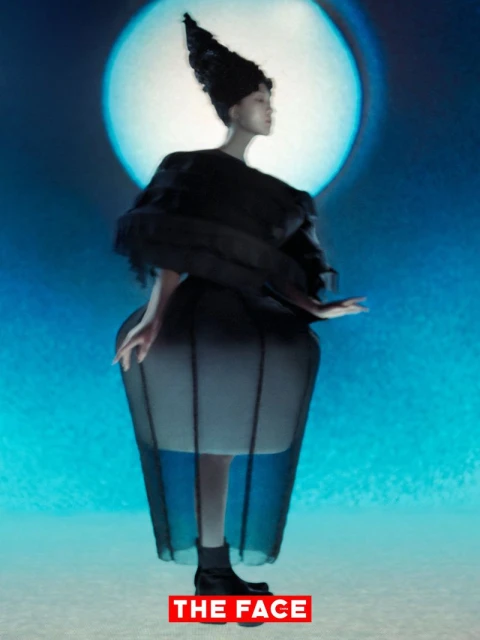 COMME des GARÇONS