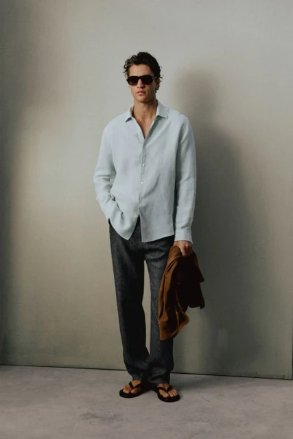 ROOM 01 - LOOKBOOK