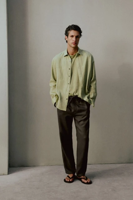 ROOM 01 - LOOKBOOK