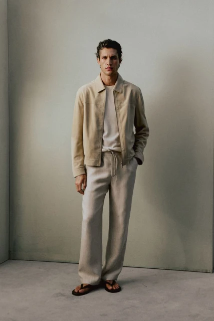 ROOM 01 - LOOKBOOK