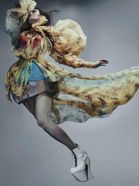 Through Movement, Fashion Comes Alive