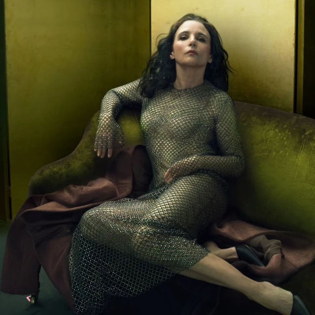 Inside Julia Louis-Dreyfus’s Grand B ...