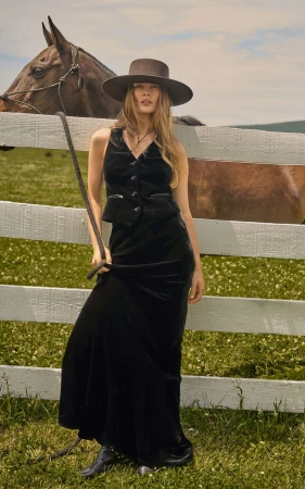 Moda Operandi x Cara Cara