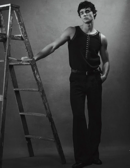 Who's the Boss? Fernando Lindez