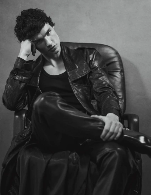 Who's the Boss? Fernando Lindez