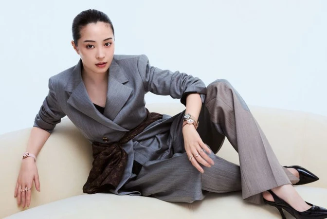 Louis Vuitton × ELLE JAPON × SUZU HIROSE