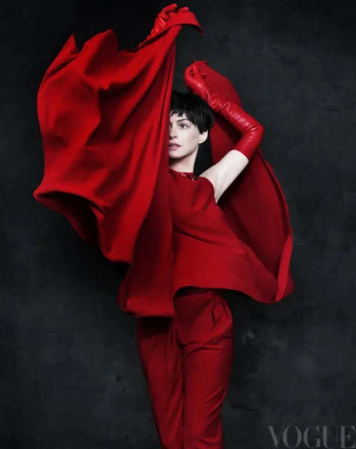 Anne Hathaway