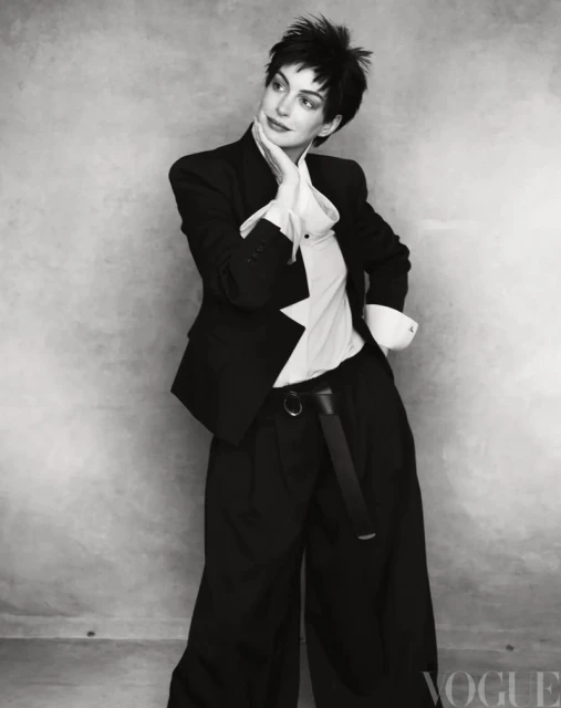 Anne Hathaway