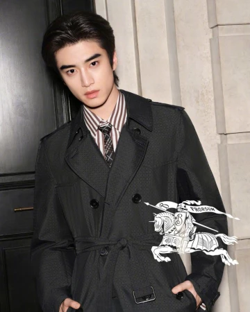 Burberry Beauty Brand Ambassador Zha ...