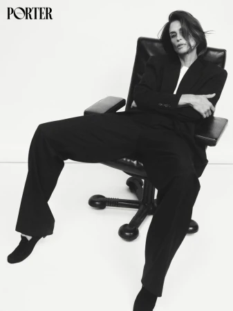 Incredible Woman With Cindy Crawford