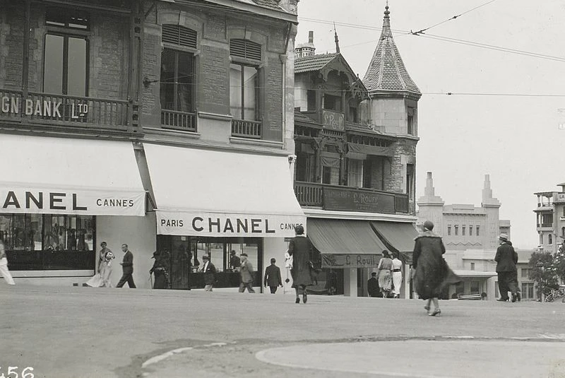 CHANEL: OUT TO SEA