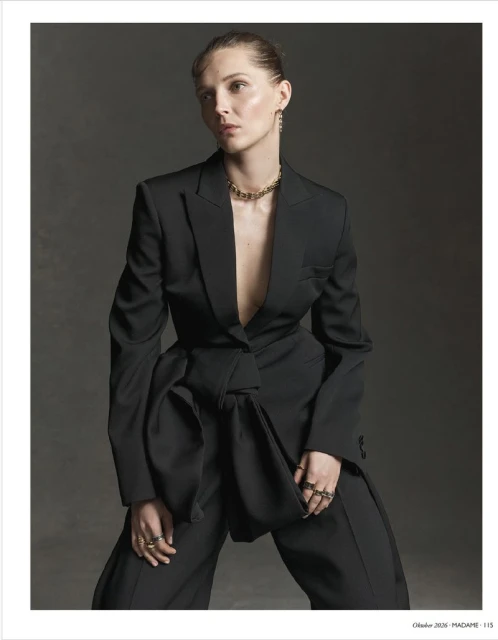 The Suit Portfolio Model: Angelika M ...