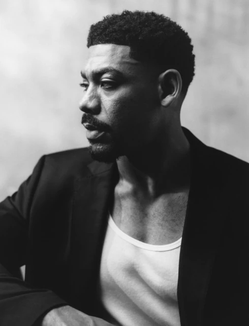Cover - Aaron Pierre