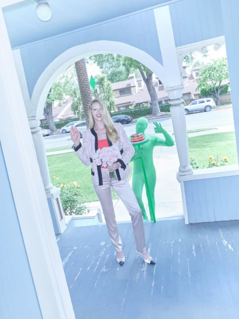 How to Sims-ify Reality?