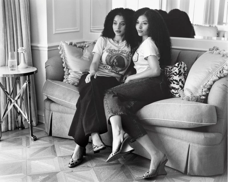Chase Infiniti and Her Sister Dolcé ...