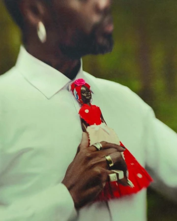 Serpentwithfeet performs new song “S ...