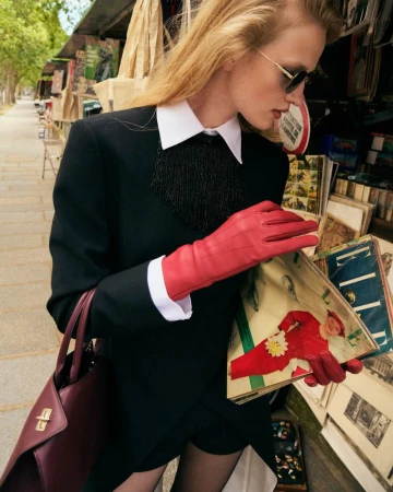 ICONIQUE PARISIENNE