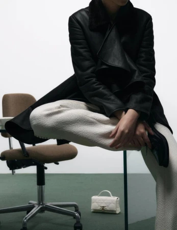 Hot Desk
