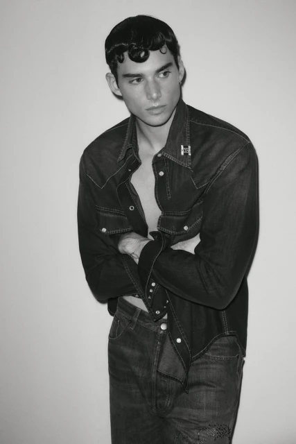 IN CONVERSATION WITH RICCARDO DE RIN ...
