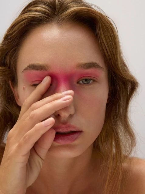 Smashbox Dual Filter is designed to ...