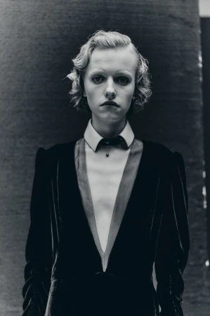 Claude by Thomas Hauser