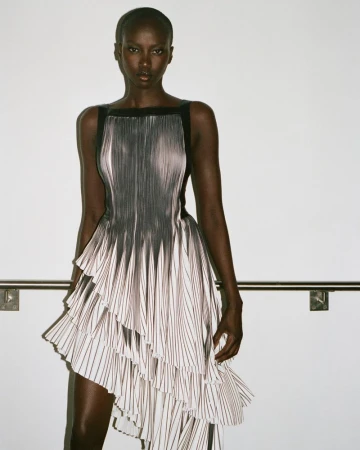 Alaïa W/S 27 Show Content