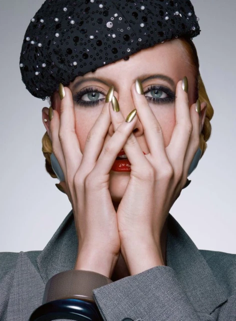 Who’s That Girl? It’s Kai Schreiber!