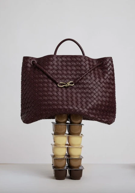 Bottega Special: Weaving A Tale