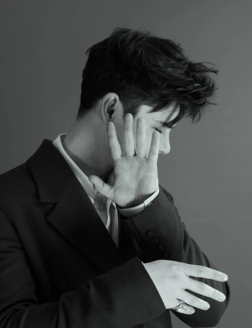 Numéro Netherlands - Ashby Gentry