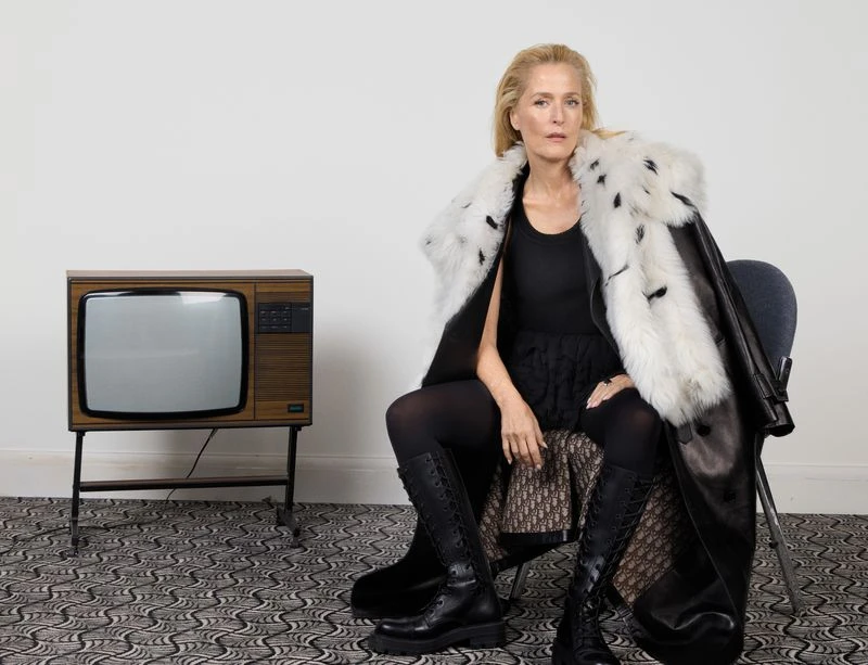 Heroine 23 Gillian Anderson Cover