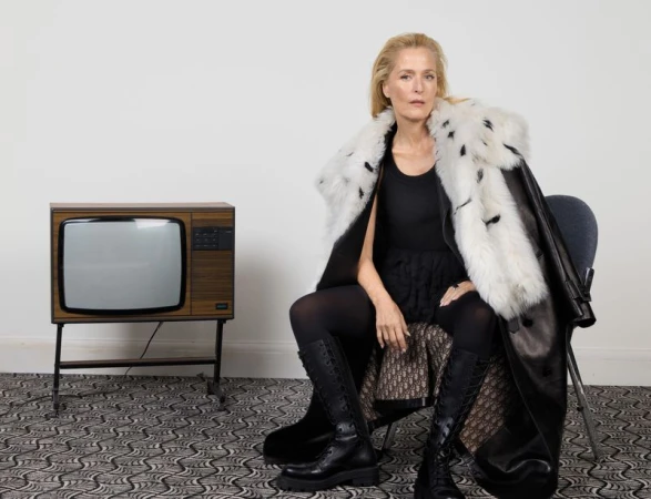 Heroine 23 Gillian Anderson Cover