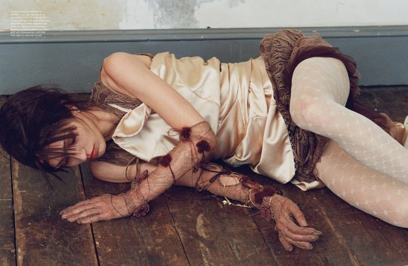 The sun cannot Bleach it , Nor the Tide wash it away