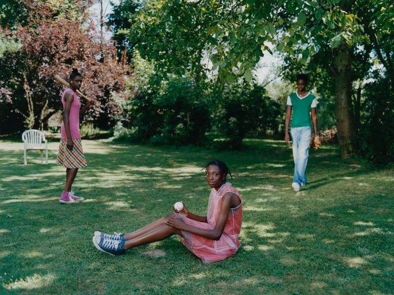 Le Gout de M - Élégante Adolescence