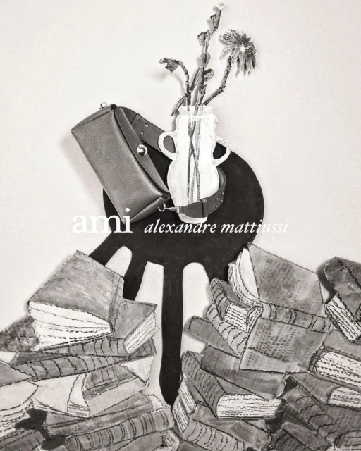 Ami Spring-Summer 2025 by Szilveszter Mako: Sarah Paulson